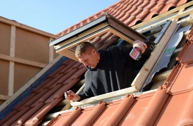 Pose de fenêtres de toit Velux à Harmonville